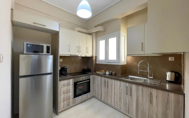 Riankour Central 90sqm apt in Panormou