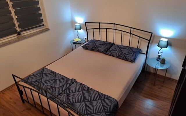 Apartments Arsen 928