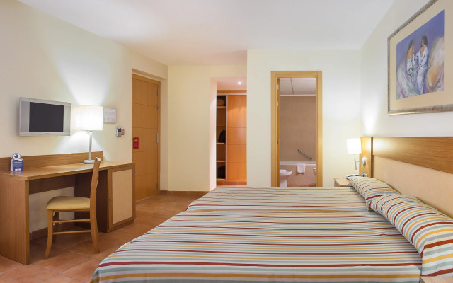 RH Casablanca & Suites Hotel