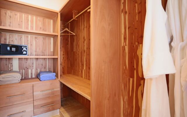 Ocean Front Villa Deluxe 3 Bedroom