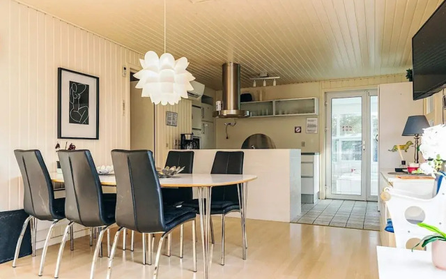 8 Person Holiday Home in Hals-by Traum