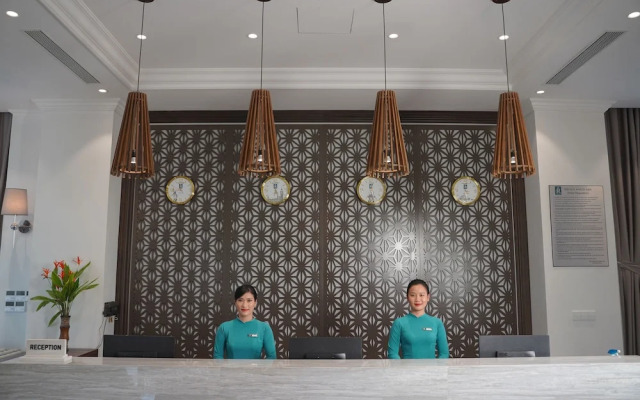 Rex Quang Binh Hotel