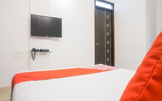 OYO 14618 Scholars Inn