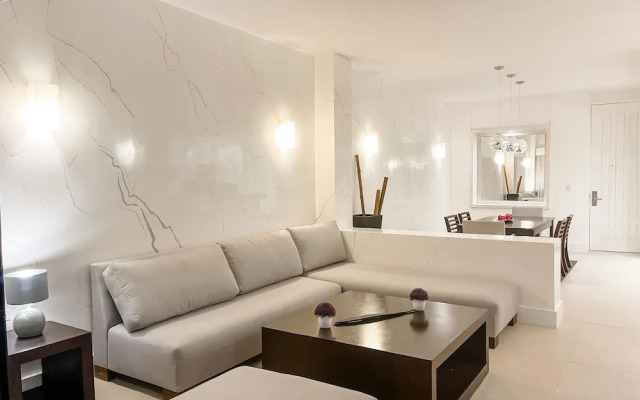 Aldea Thai by Playa Moments