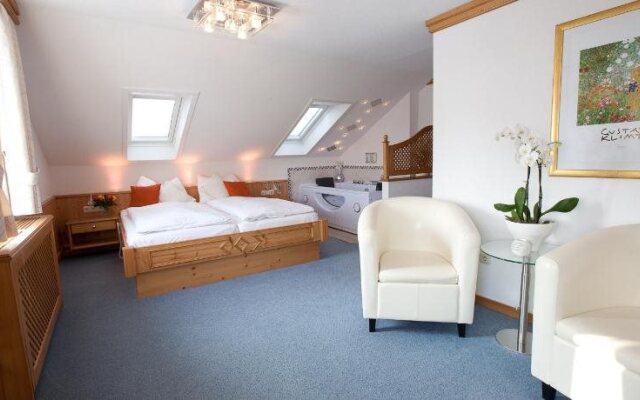 Pension KNOLL ****