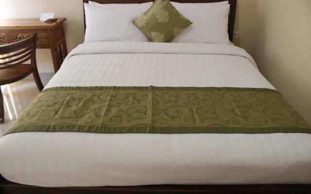 Blanjong Homestay by ecommerceloka
