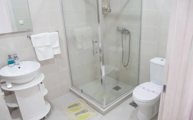 Serdar Small Hotel & Restaurant