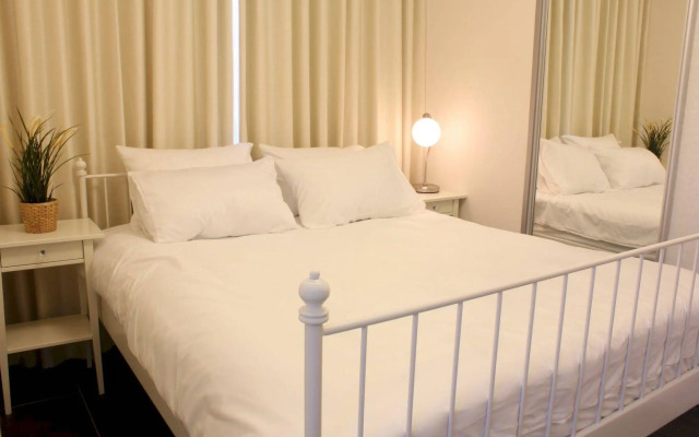 Tel Aviv Home
