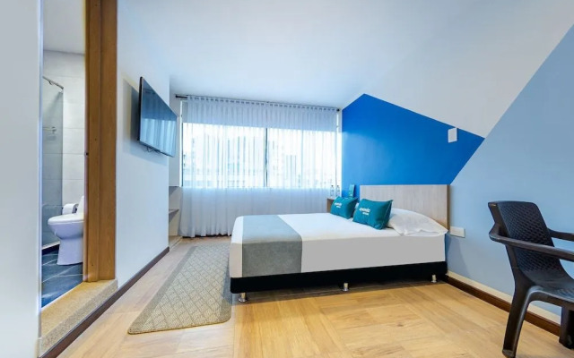 Ayenda De La Calle Real