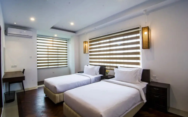 Woodside Inn & Serviced Apartments