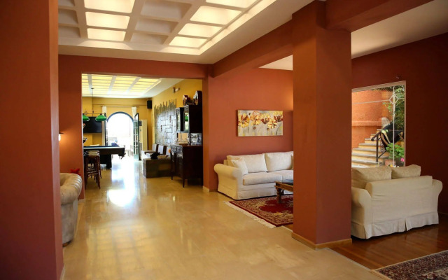 Sunrise Inn Hotel