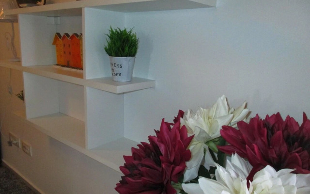 Wine One Bedroom Apartment -28