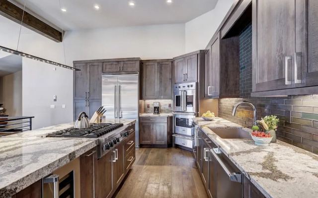 Wintours Leap 4 Bedroom Townhouse by RedAwning