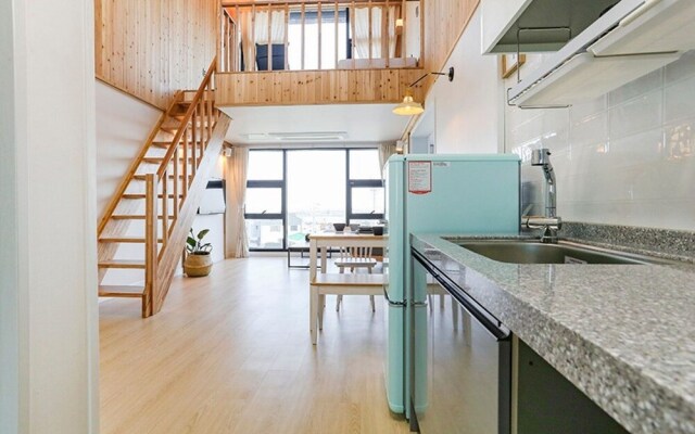 Woljeong Hill Pension