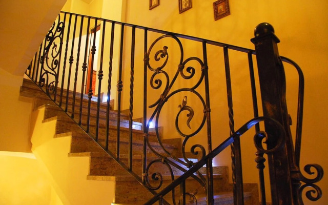 Old Time Residence