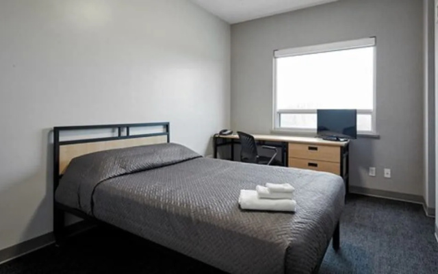 Residence and Conference Centre – King City