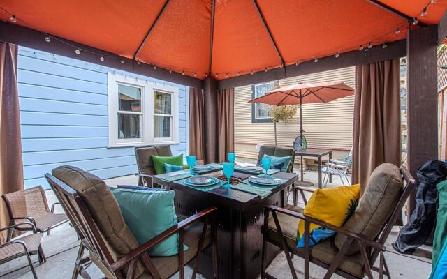 3729 Ocean Park Sanctuary