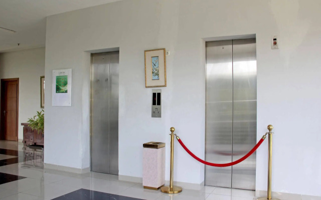 RedDoorz near Dreamland Beach Uluwatu