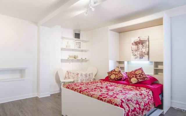 Notre Dame Apartment
