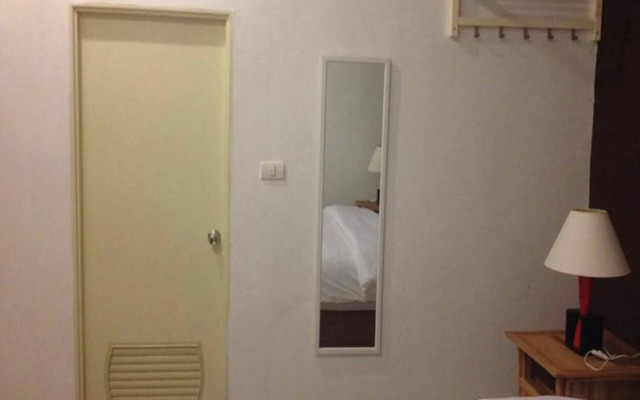 Space Ben Guest House @ Muangkao