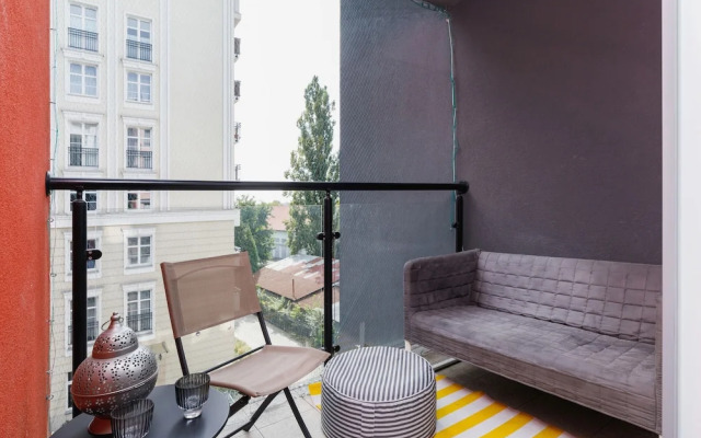 Studio Pradnik Bialy Krakow by Renters