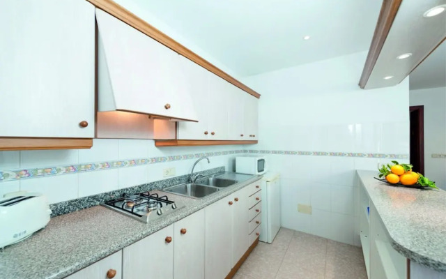 Apartamentos Xaloc HRC