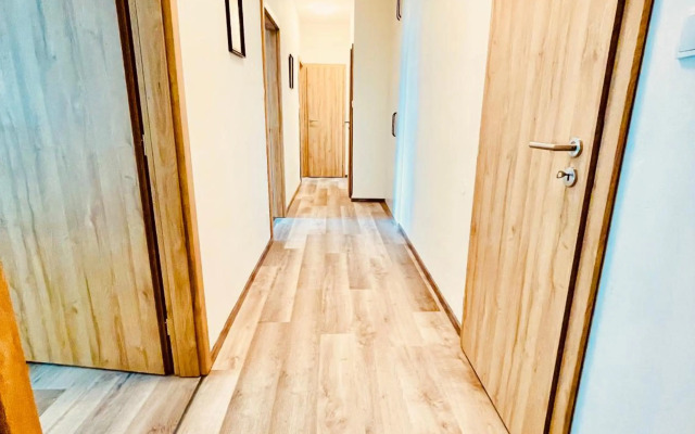 ZAROHEM 2 bedrooms APARTMENT in center with balcony