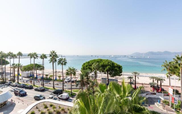 Palais Miramar 65 Bd De La Croisette Cannes