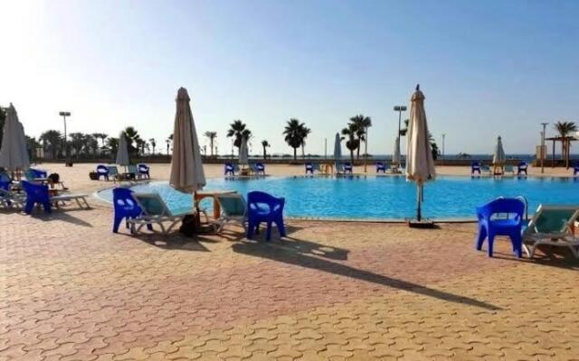شاليه فى الساحل الشمالي قرية مينا ٥ راس الحكمة