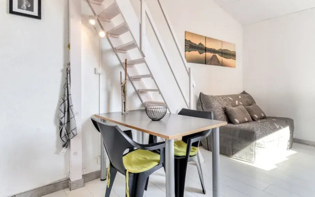 Modern Stay by the Beach