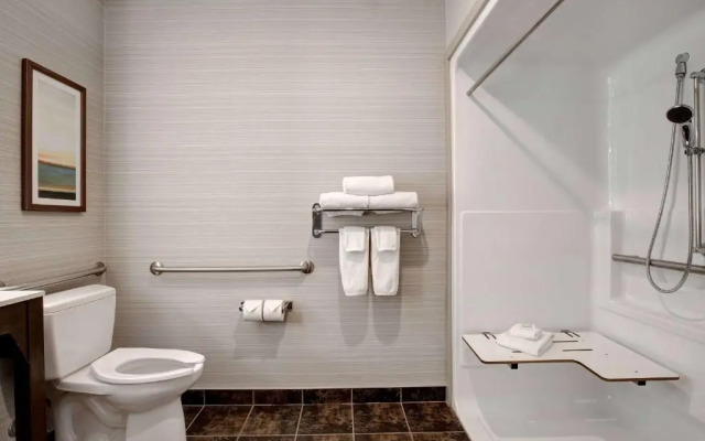 Days Inn & Suites Yorkton