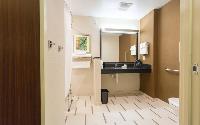 Fairfield Inn & Suites Jamestown