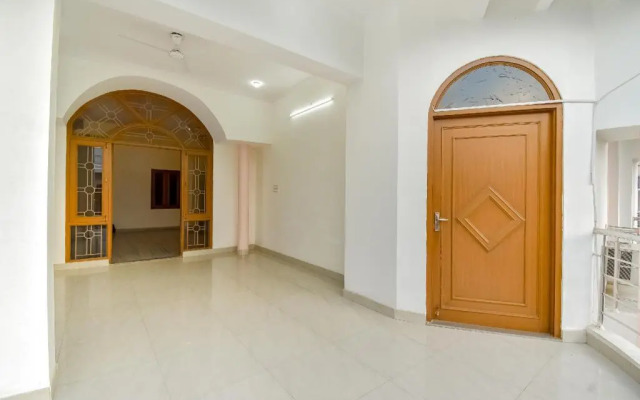 Kusum Lodge by OYO Rooms