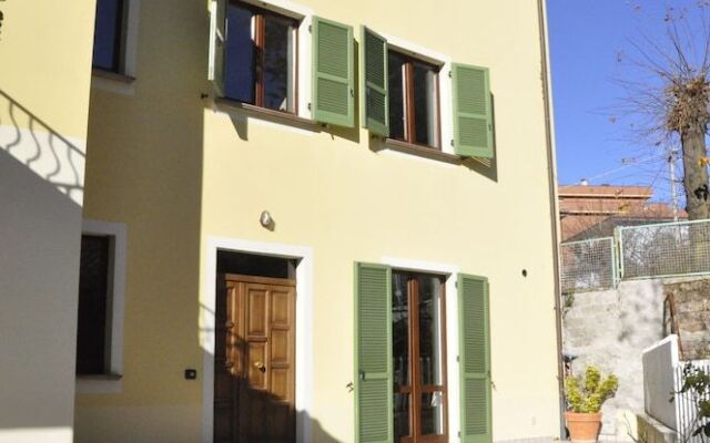 B&B Home Larina