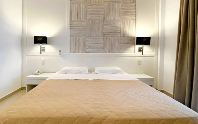 Orizontes Hotel Santorini