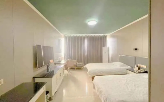 Milan Apartment (Zhumadian Haiyun Branch)
