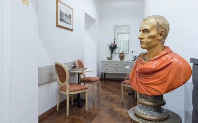 Domus Giulia