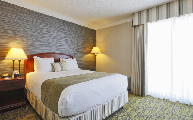 Salt Lake Plaza Hotel SureStay Collection by Best Western