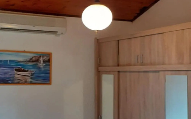 Apartments Rudi - One Bedroom Apartment With Terrace