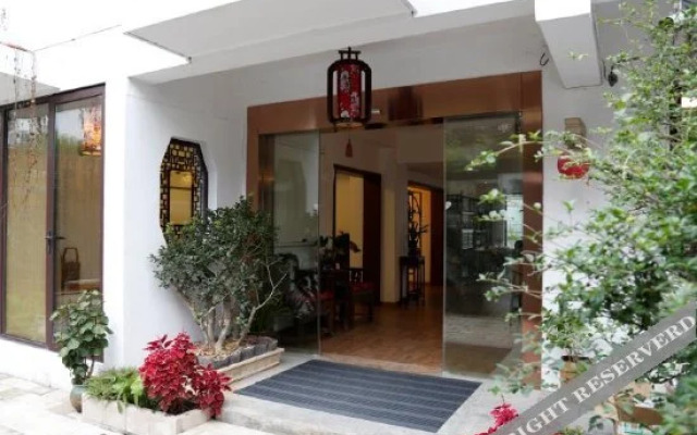 Floral Hotel·Suzhou Front Hall and Backyard Hotel (Pingjiang Road Store)