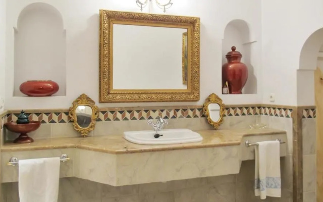 House With 3 Bedrooms in Muro, With Wonderful Mountain View, Enclosed Garden and Wifi - 5 km From the Beach