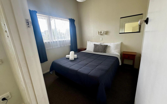Spanish Lady Motel – Guest Rooms – Napier