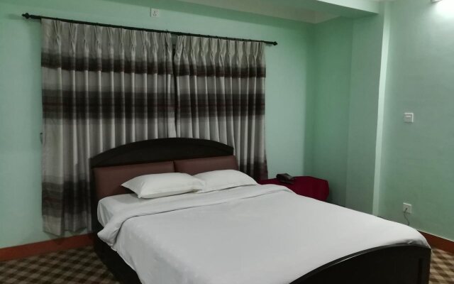 Hotel Himalayan Spire