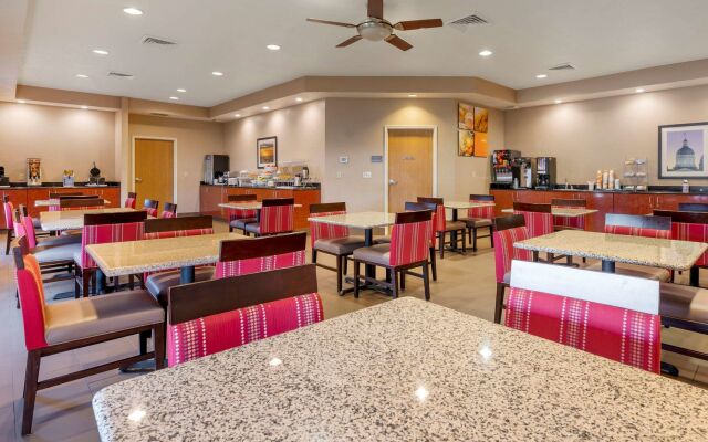 Comfort Suites Merrillville near US 30