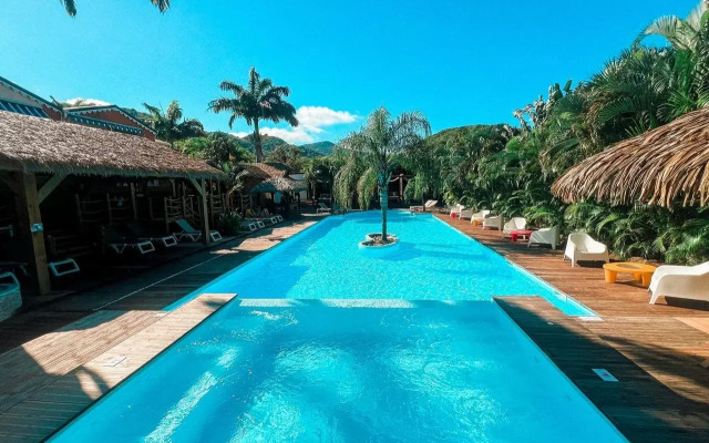 Tropicana Suites