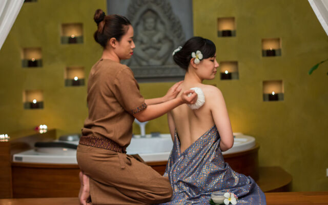 Angkor Palace Resort & Spa