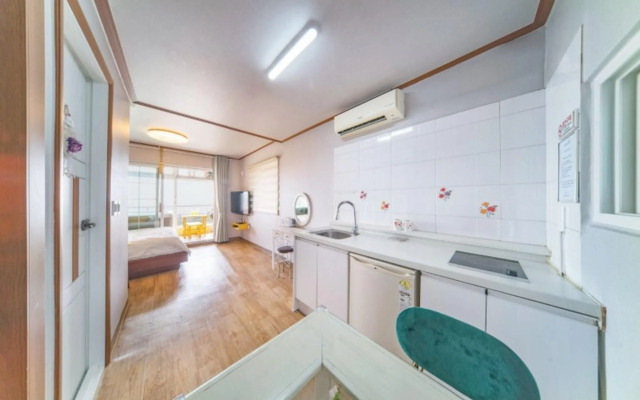 Ganghwado Petite Pension