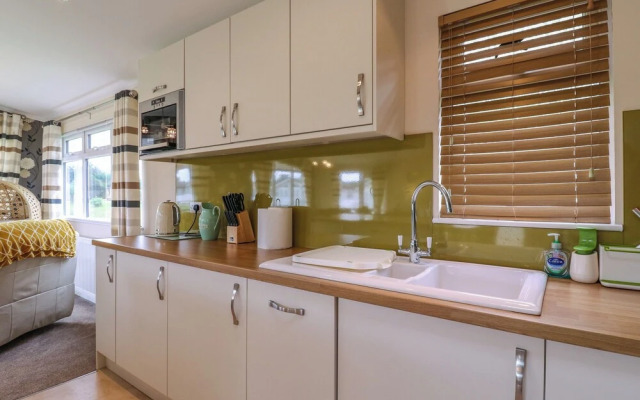 Owls Retreat, Lodge 11