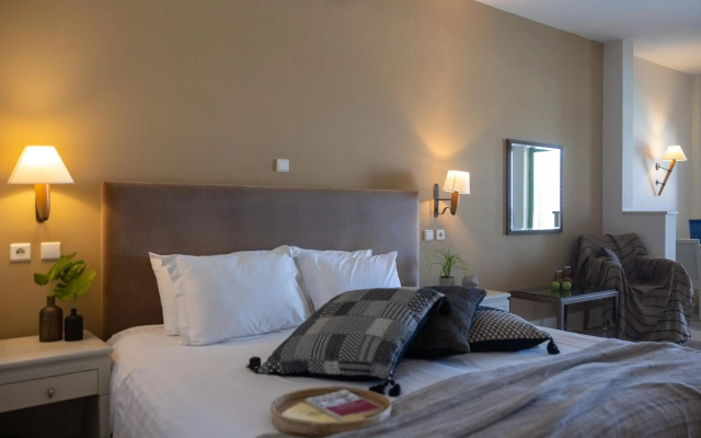 Giannoulis – Grand Bay Beach Resort - Adults Only