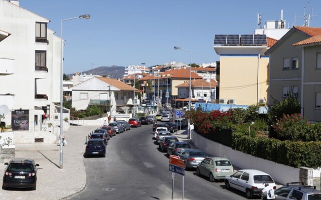 Charming apartment in peaceful Cascais